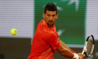 Djokovic sails into French Open third round