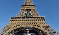 Sreejesh Rocks Mundu At Eiffel Tower