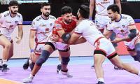 PKL: League leaders UP Yoddhas trounce Gujarat Giants