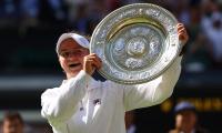 Krejcikova outlasts Paolini in Wimbledon final