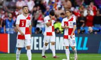 Modric era ends? Spain's pace downs Croatia