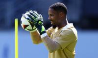 Euro: Frenchman Maignan emerges from Lloris's shadow