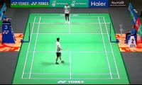 Leaking roof halts badminton match at Malaysia Open!