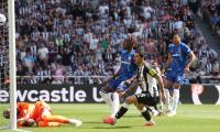EPL PIX: Newcastle blank Chelsea; Forest drop points