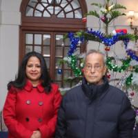 Pranab Mukherjee with his daughter Sharmishta