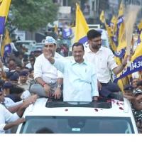 Delhi Chief Minister Arvind Kejriwal's roadshow/AAP/Twitter