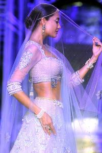 Bridal beauties: Chitrangda, Alia and more catwalk queens!