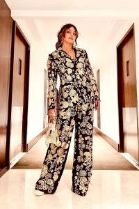 Style Queens Priyanka, Deepika Rock Suits