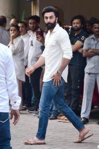 Salman, Ranbir At Satish Kaushik Funeral