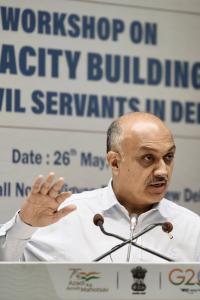Jolt to Kejriwal govt as SC allows 6-month extension for Delhi chief secretary
