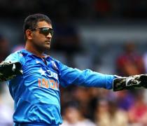 Dhoni slams team for poor show