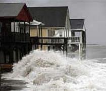 Hurricane Sandy threatens $20bn in economic damage