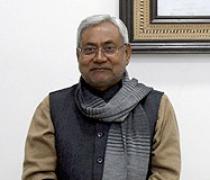 Nitish writes to Chidambaram to implement Rajan panel report