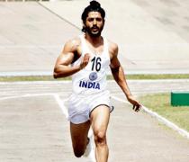 Farhan Akhtar: I'd like to act in a remake of Deewar