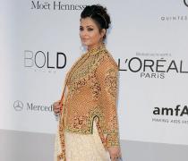 PIX: Aishwarya dazzles in a sari in Cannes
