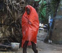 Cyclone Phailin claims 17 lives; many more in tatters