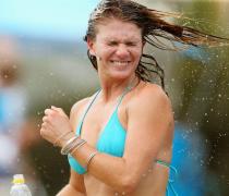 PHOTOS: Heat stops play at Australian Open