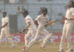 Stats: The Lankans who defied the Indians