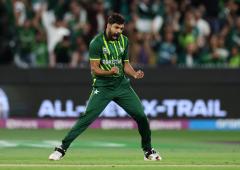 A shot in the arm for defending champions Pakistan?