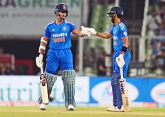 PIX: India trounce Australia; take 2-0 lead