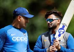 Dravid on how Rishabh Pant took over mantle from Dhoni