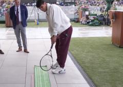 SEE: Carlos Alcaraz shows off golf skills