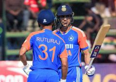2nd T20 PIX: Gill, Sundar shine as India down Zimbabwe