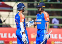 PIX: India make short work of Zim, lead series 3-1