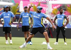 India seek revenge; England look to defend T20 crown