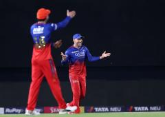 Du Plessis lauds RCB's character