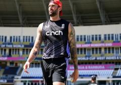 England pacer's temper costs him dear