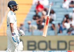 Australia must 'go hard on emotional Kohli'