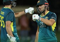 Stoinis powers Australia to series whitewash over Pak