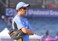 Coach Gambhir under fire after flurry of poor results