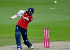 England call up Banton as cover for injured Bethell