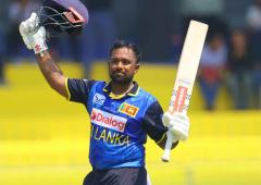 Asalanka hits century as Sri Lanka down Australia