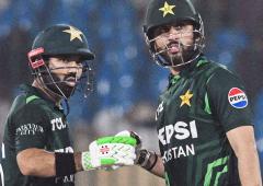 Pakistan pull off record chase to stun South Africa