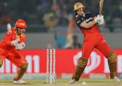 WPL: Ghosh, Perry power RCB to record breaking chase!