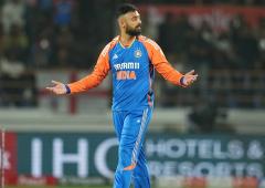 Will it be Chakravarthy over Kuldeep for CT opener?