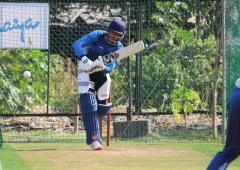 Hazare Trophy: Gujarat, Maharashtra cruise to quarters