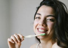 4 Home Remedies For Healthy Teeth