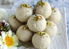 Recipe: Taruna's Malai Laddoos