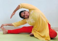 5 Asanas For Parents, Senior Citizens