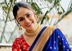  Amruta, Madhuri, Ankita Look Stunning In Paithani