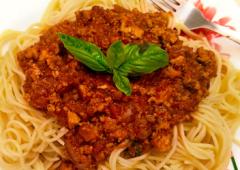 Vegan Recipe: Tofu Bolognese