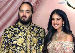 Radhika, Anant Glowed In Gold 