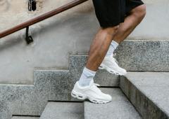 Do Your Knees Hurt While Walking/Running?