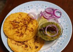 Smita's Sarson Ka Saag And Makai Ki Roti