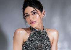 All That Glitters Is Alaya F