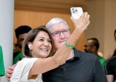 How Many Selfies, Tim Cook?